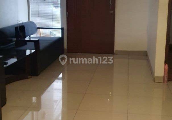 Rumah 2 Lantai Bagus Furnished di Taman Kopo Indah 1, Bandung 1