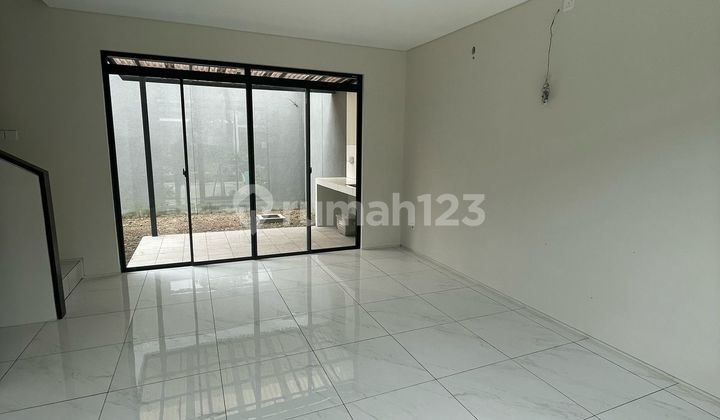 Nice House Kota Baru Parahyangan Tarubhawana Nice House Kota Baru Parahyangan Tarubhawana