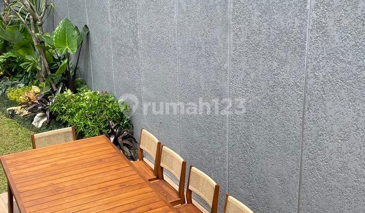 Rumah 3 Lantai Lux Furnished di Dago Resort 2