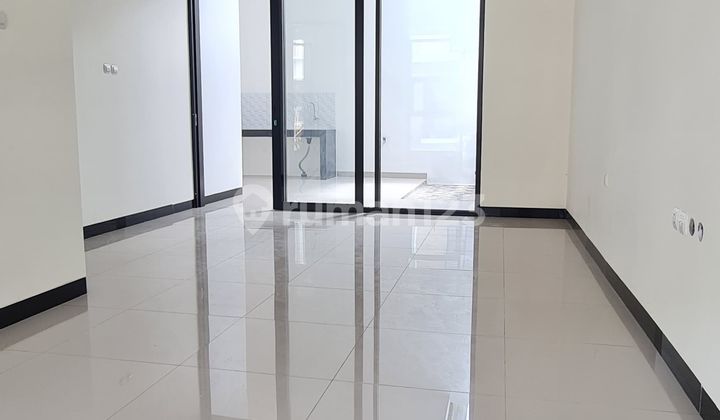 Rumah Bagus Baru Taman Kopo Indah 5 Sherwood