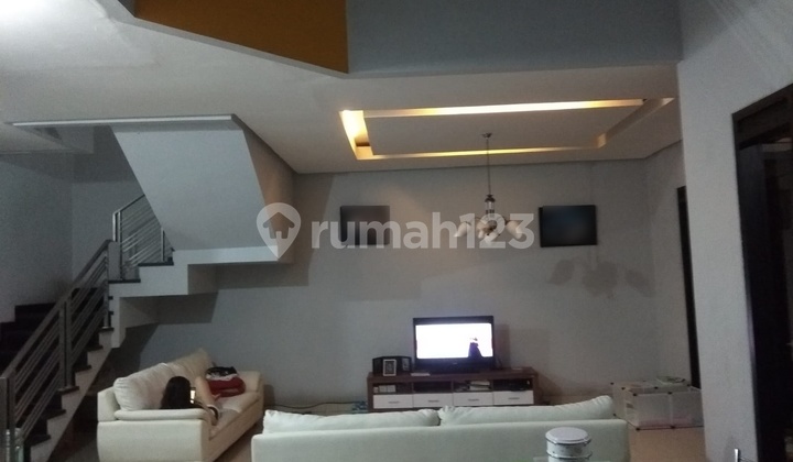 Rumah TKI 3 Lega & Nyaman Bagus Unfurnished SHM Taman Kopo Indah, Bandung 2
