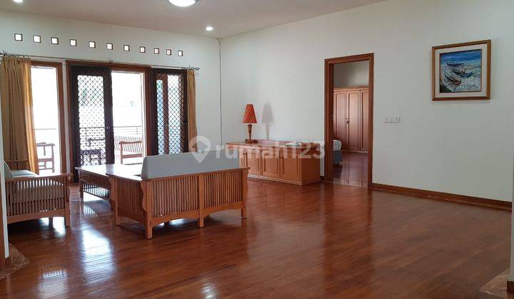 Rumah 2 Lantai Bagus Unfurnished Sertifikat Hak Milik di Cipaku Indah, Bandung 1