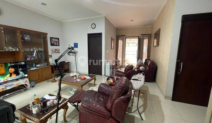 Rumah Nayaman Banget 2 Lantai Bagus Unfurnished Sertifikat Hak Milik di Pondok Hijau, Bandung 1