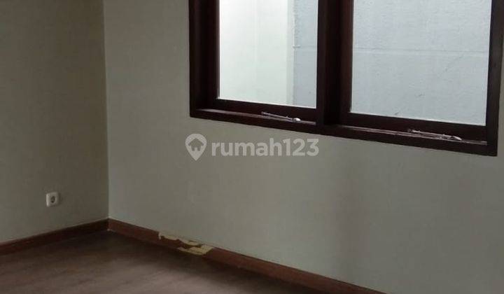 Rumah Bagus Semi Furnished di Mekarwangi , Bandung 2