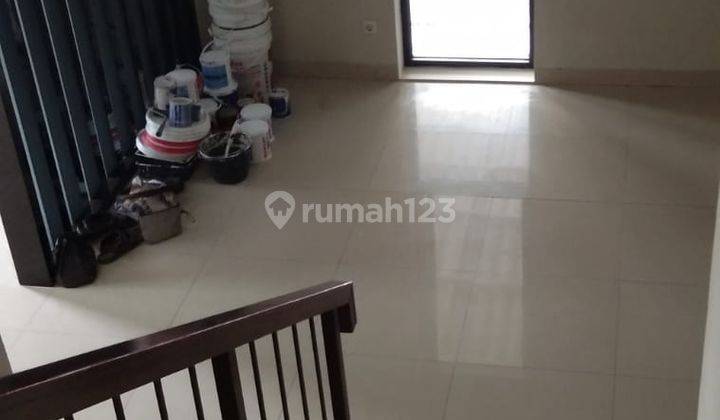 Rumah Bagus Semi Furnished di Mekarwangi , Bandung 1