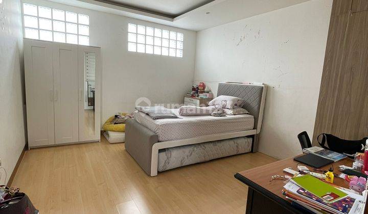 Rumah Bagus Semi Furnished di Garuda, Bandung 5
