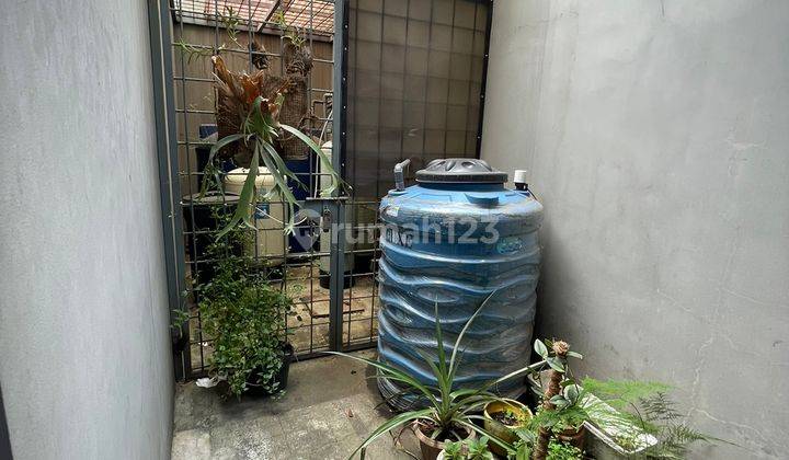 Rumah Bagus Semi Furnished di Garuda, Bandung 18