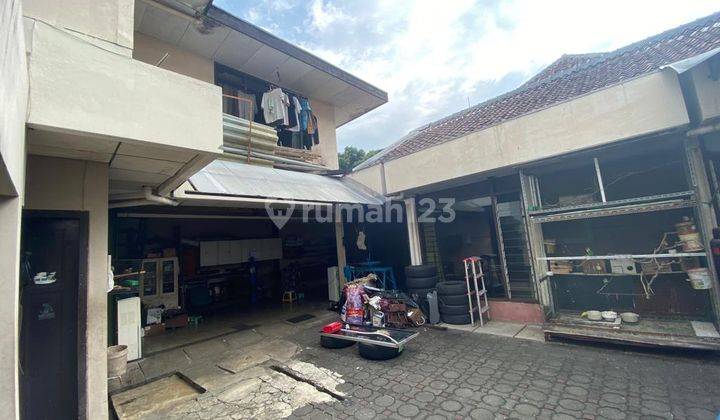 Rumah Bagus Semi Furnished di Sayap Riau, Bandung 2