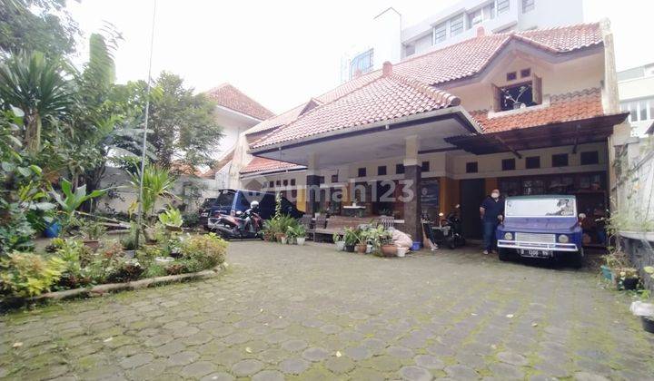 Rumah 2 Lantai Bagus SHM di Sayap Dago, Bandung 1