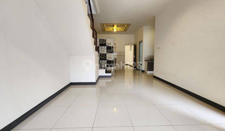 Rumah Bagus Unfurnished Shm Di Batununggal, Harga Wow 1