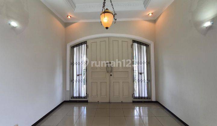 Rumah 2 Lantai Bagus Furnished SHM di Sayap Dago
belakang Jayakarta
, Bandung 10