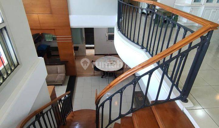 Rumah 2 Lantai Bagus Furnished SHM di Sayap Dago
belakang Jayakarta
, Bandung 15