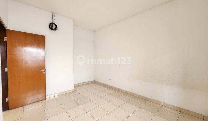 Rumah Bagus Unfurnished SHM di Mekar Wangi, Bandung 2