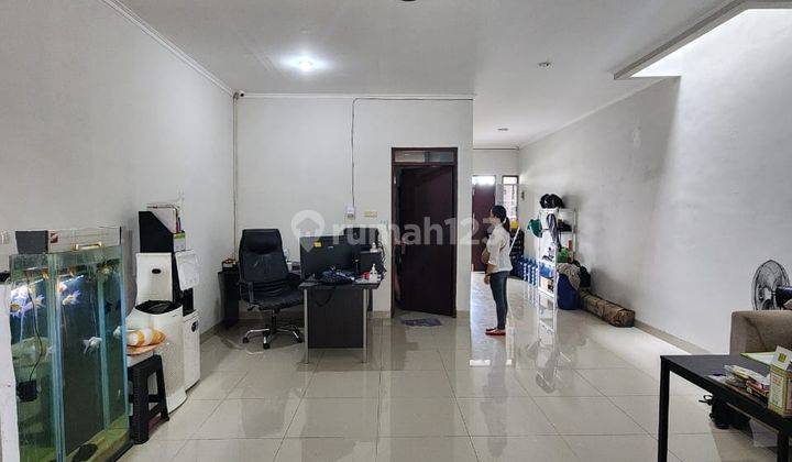 Rumah Bagus Unfurnished SHM di Mekarwangi, Bandung 1