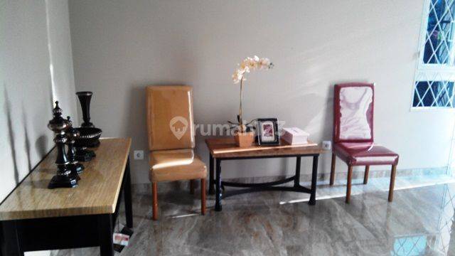 Rumah Bagus Semi Furnished SHM di Setra Murni, Bandung 2