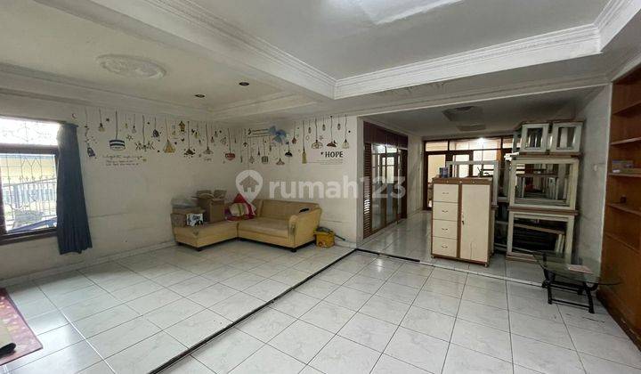 Rumah Bagus Unfurnished SHM di Kopo Permai, Bandung 2