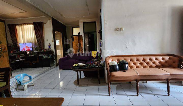 Rumah Bagus Unfurnished SHM di Kopo Permai, Bandung 1