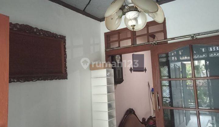 Rumah 3 Lantai Bagus Unfurnished SHM di Taman Kopo Indah, Bandung 1