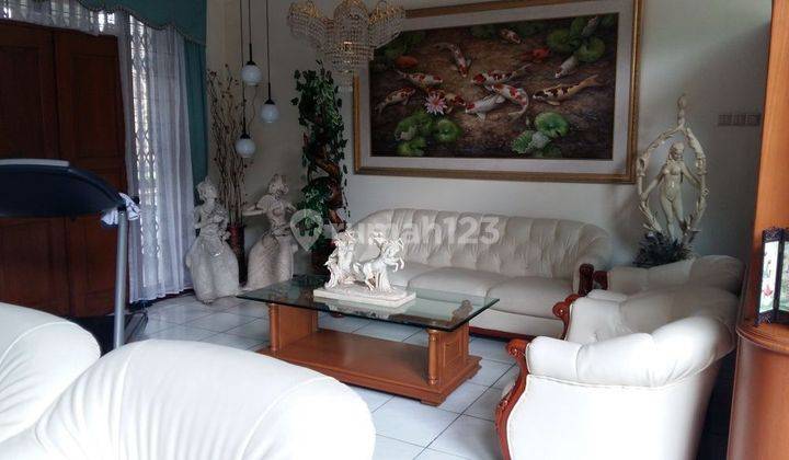 Rumah 2 Lantai Bagus Semi Furnished SHM di Babakan Jeruk, Bandung 2