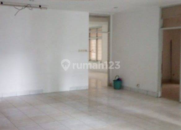 Rumah Bagus Unfurnished SHM di Sayap Pasirkaliki, Bandung 1