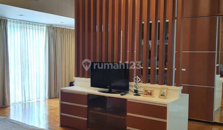 Rumah Bagus Furnished SHM di Singgasana Pradana , Bandung 2