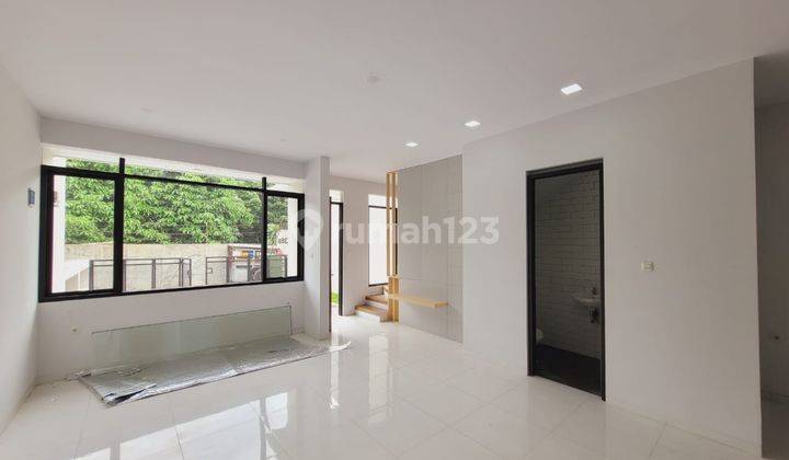 Rumah 2 Lantai Bagus Furnished SHM di Leuwisari, Bandung 2