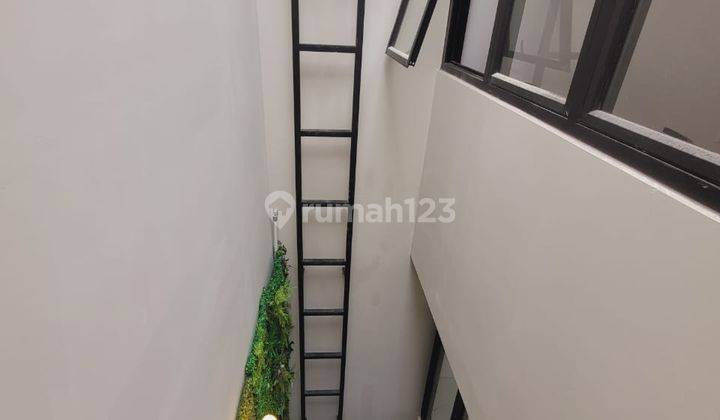 Rumah 2 Lantai Bagus Furnished SHM di Leuwisari, Bandung 2