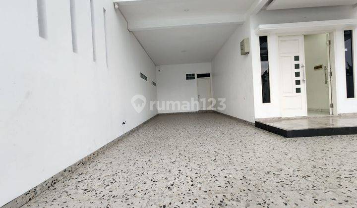 Rumah Bagus Furnished SHM di Singgasana, Bandung 2