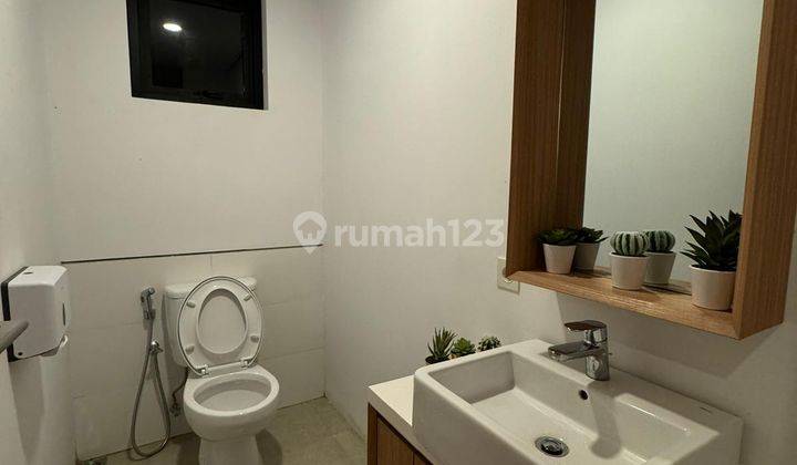 Rumah Bagus Furnished SHM di Dago Village , Bandung 2