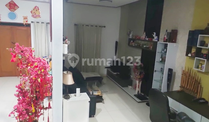 Rumah TKI 3 Bagus Unfurnished SHM Taman Kopo Indah, Bandung 2