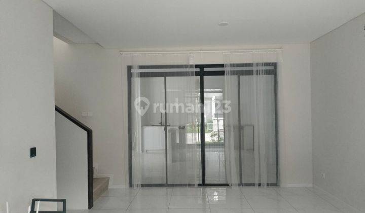 Rumah Bagus Unfurnished SHM di Kbp Tarubhwana , Bandung 1