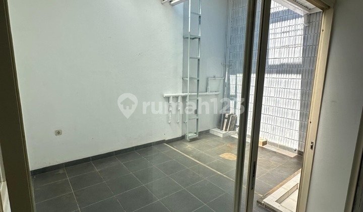 Rumah Siap Huni TKI 3 Bagus Unfurnished SHM Taman Kopo Indah, Bandung 1