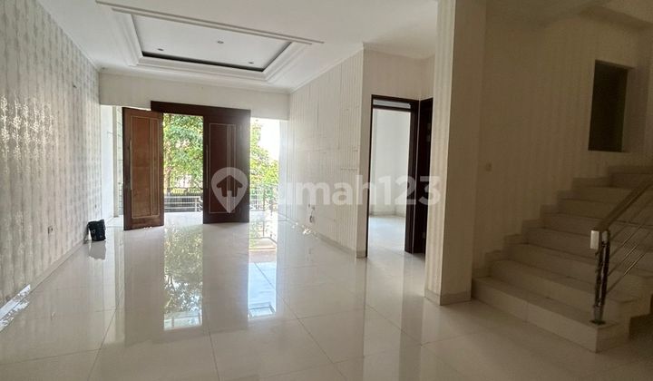 Rumah Setraduta Good Deal Bagus Unfurnished SHM Bandung Kota, Bandung Rumah Setraduta Good Deal Bagus Unfurnished SHM Bandung Kota, Bandung
