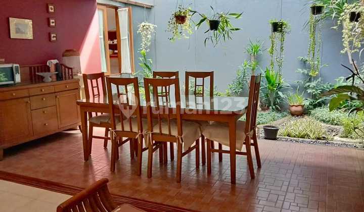 Setra Duta Hegar House, Front and Rear Garden, Flood-Free, Ready to Occupy in Bandung. 2