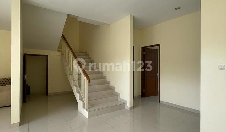 Rumah Pondok Hijau Compact & Pencahayaan Bagus Unfurnished Pondok Hijau, Bandung Rumah Pondok Hijau Compact & Pencahayaan Bagus Unfurnished Pondok Hijau, Bandung