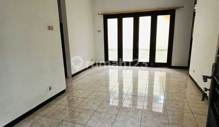 Rumah Kbp Tatar Wangsakerta Dekat dengan Akses Tol Padalarang Bagus Unfurnished SHM Kota Baru Parahyangan, Bandung