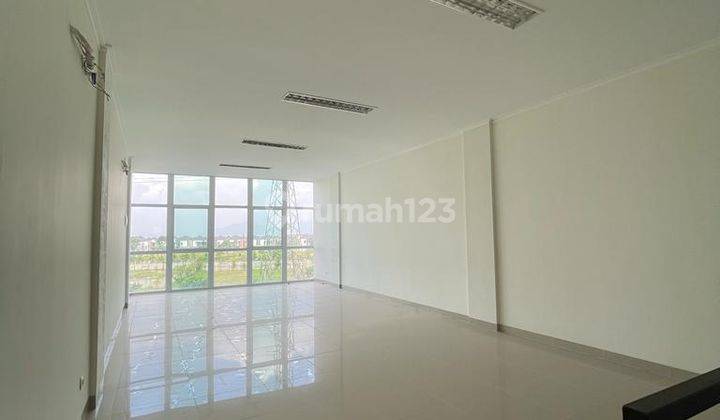 Ruko Summarecon Bandung Type Topaz Area Ramai Bagus 207 m2 SHM Summarecon Bandung, Bandung
