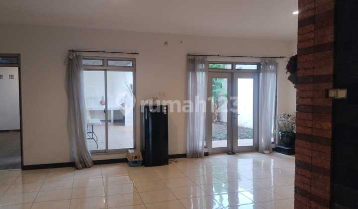 2-Storey House in Kbp Ratnasasih, Comfortable and Spacious