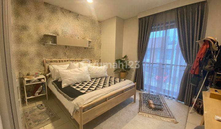 Rumah 2 Lantai Bagus Furnished SHM di Simakirana Kbp , Bandung 1