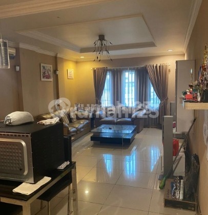 Ruko Cikawao Tengah Kota Bandung 2 Lantai Cocok untuk Usaha & Tempat Tinggal Ruko Cikawao Tengah Kota Bandung 2 Lantai Cocok untuk Usaha & Tempat Tinggal