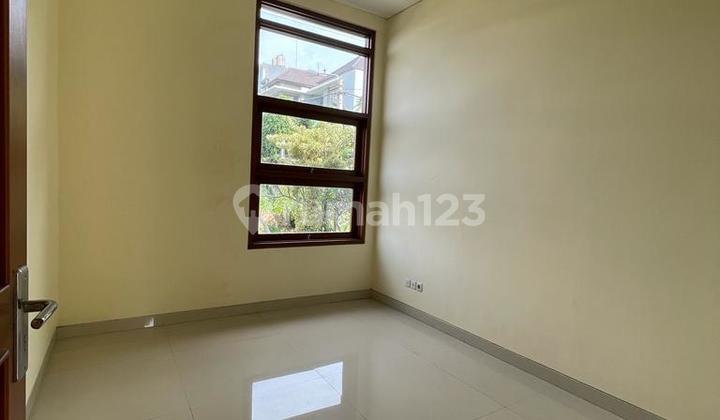 Rumah Pondok Hijau Compact & Pencahayaan Bagus Unfurnished Pondok Hijau, Bandung 2