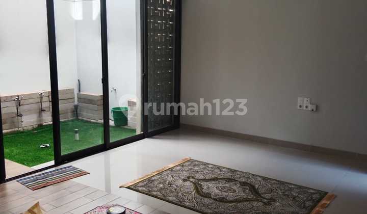 Summarecon Bandung Flora Cluster House, Good Condition, Unfurnished, SHM Certificate, Summarecon Bandung, Bandung