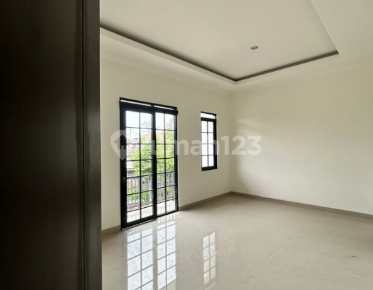 Rumah Baru di Turangga Lokasi Strategis Bagus Unfurnished SHM Turangga, Bandung