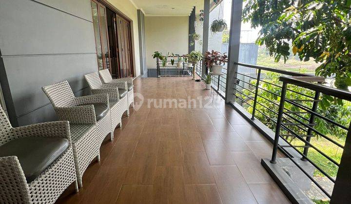 Rumah 2 Lantai Bagus Semi Furnished SHM di Kbp Dengan View Danau, Bandung 2