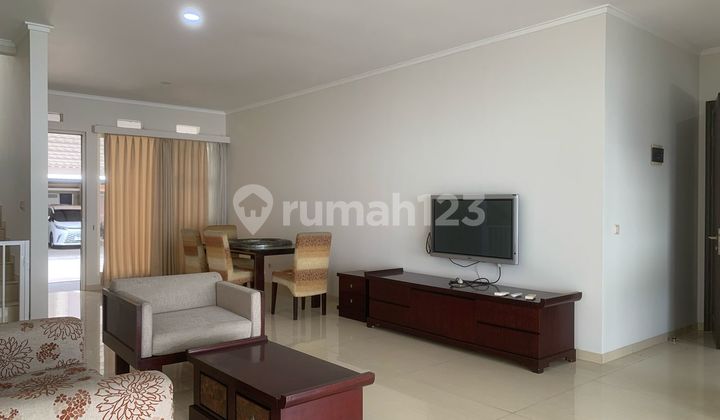 Rumah KBP Tatar Larang Tapa Bagus Semi Furnished SHM Kota Baru Parahyangan, Bandung