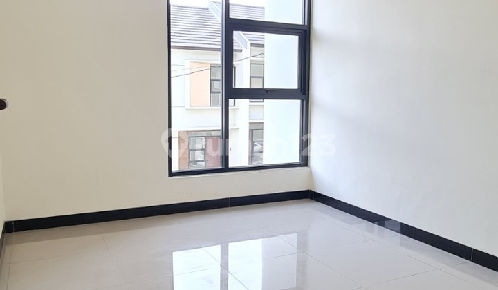 New TKI House 5 Sherwood Nice Unfurnished SHM Taman Kopo Indah, Bandung 2