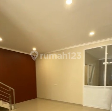 Singgasana House Fully Renovated Good Unfurnished SHM Singgasana, Bandung 2