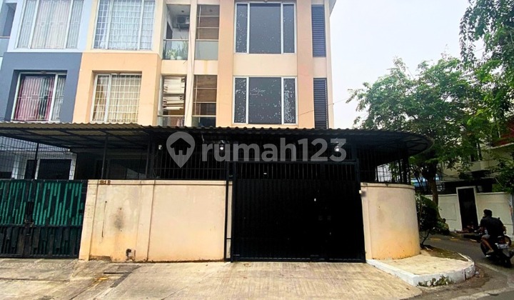 Dijual Rumah Bagus Duri Kepa, Dekat Green Ville , Tanjung Duren , Jakarta Barat