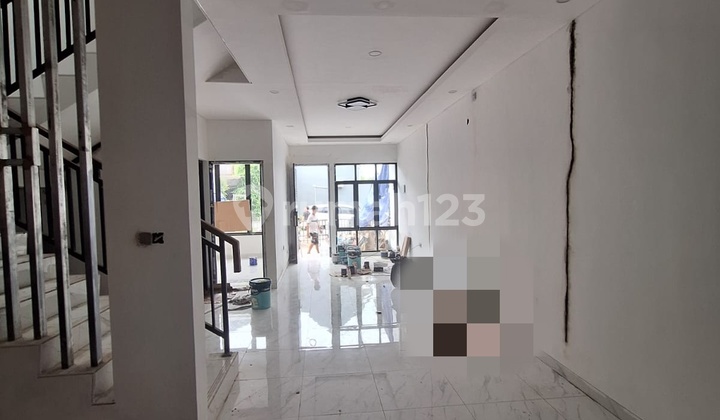 Dijual Rumah Baru Metland Puri , Dekat Green Lake City , Puri 11 , Karang Tengah , Jakarta Barat 2