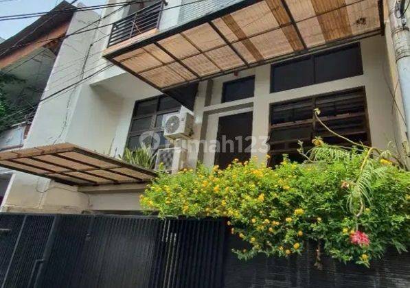 Jual Rumah Bagus Tanjung Duren, Jakarta Barat  1